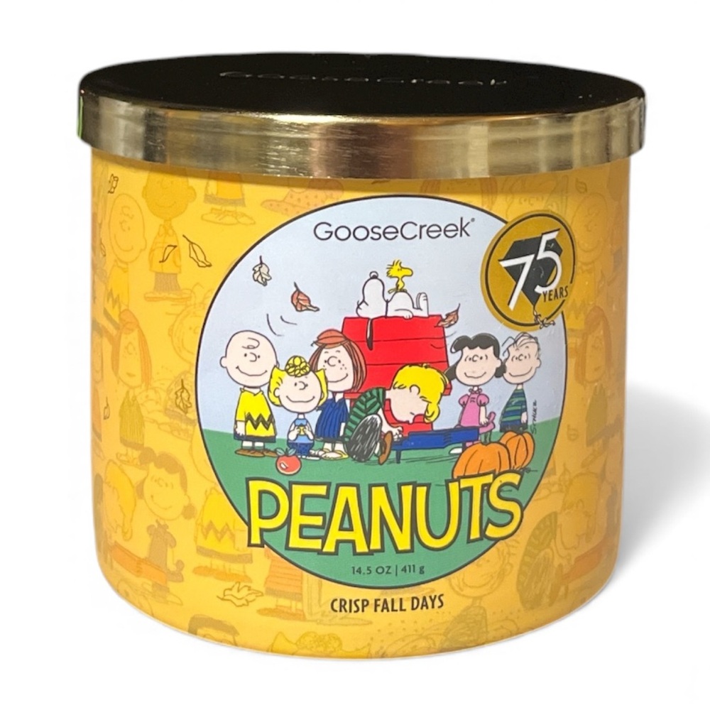 Goose Creek X Peanuts 75 Years Crisp Fall Days 14.5 oz 3-wick Soy Candle - Picture 1 of 4